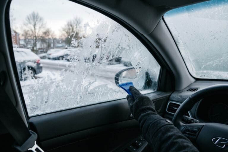 Pourquoi ma voiture gèle de l'intérieur